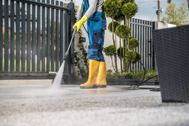 Why Choose Our Certified Pressure Washing Experts for Your Project Needs in Selma, CA?